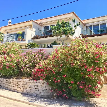 Dom wakacyjny Front Line Townhouse Face La In Luxury Sea Views Ferragudo (Faro)