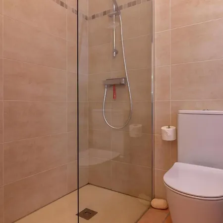Casa de Férias Front Line Townhouse Face La In Luxury Sea Views *