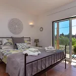 Front Line Townhouse Face La In Luxury Sea Views Prázdninový dům