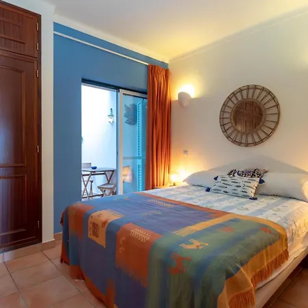 Front Line Townhouse Face La In Luxury Sea Views Casa vacanze *